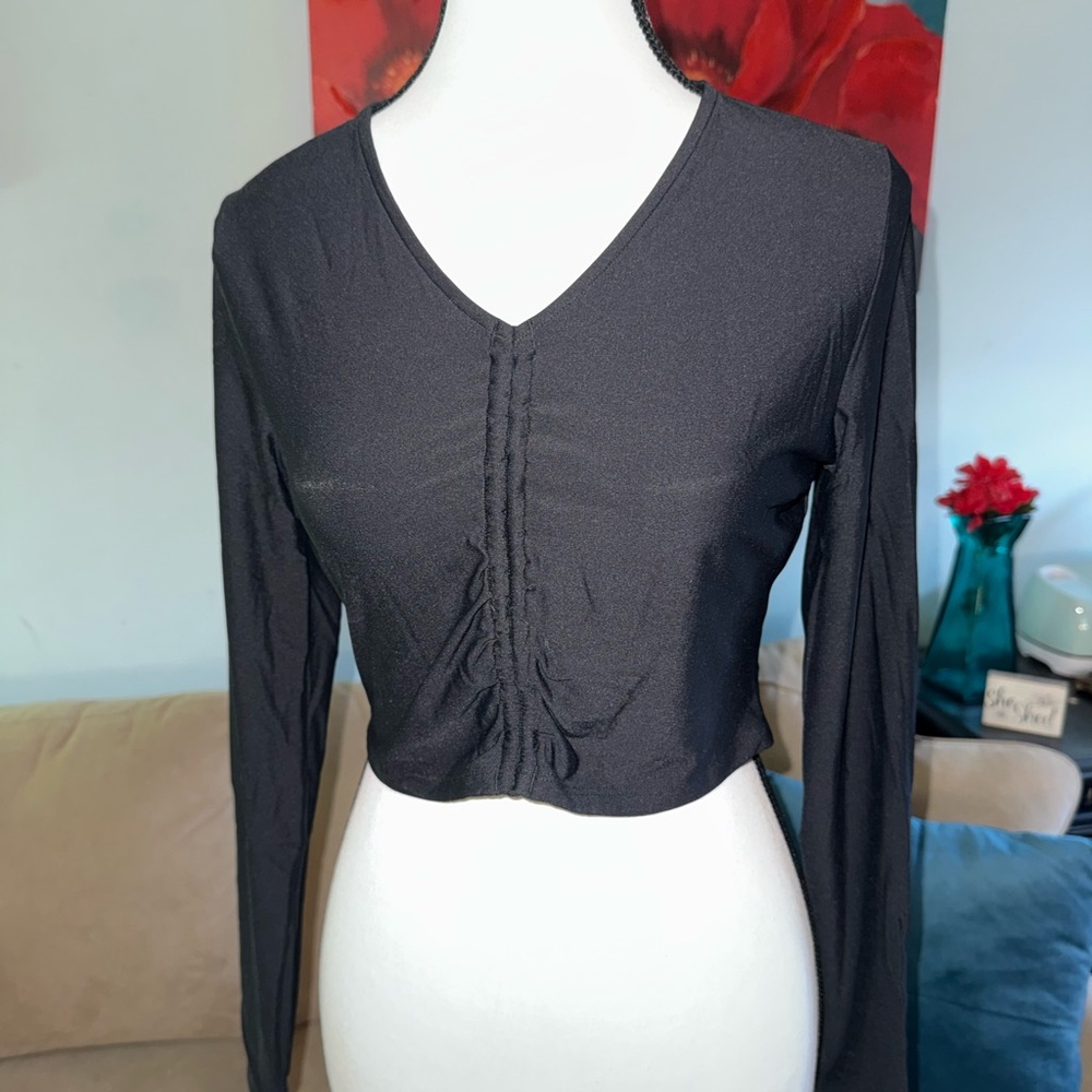 New Women's CALIA Black Ruched Long Sleeve Crop Top Size S Small $58 Rash Guard